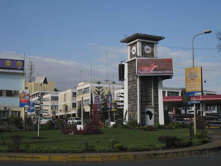 af_tz_arusha_002.jpg - Der Clocktower in Arusha Stadt