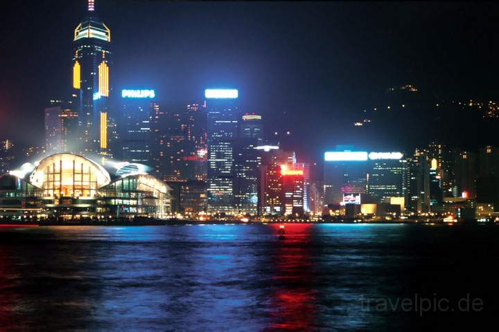 as_cn_hong_kong_004.JPG - Blick auf die Skyline von Hong Kong Island bei Nacht