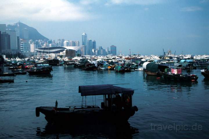 as_cn_hong_kong_006.JPG - Die schwimmenden Boote im Hafen von Aberdeen auf Hong Kong Island