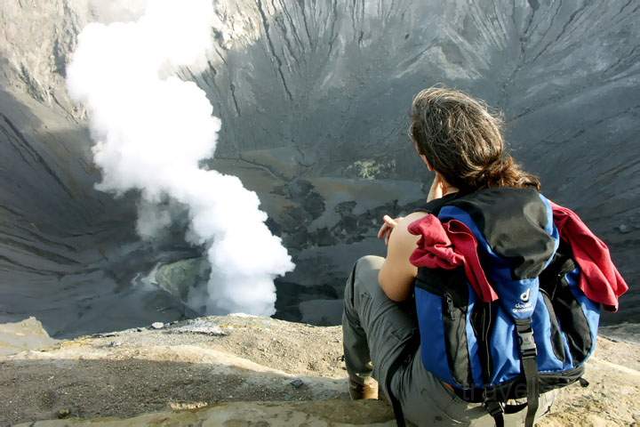 as_id_java_002.JPG - Am Kraterrand des aktiven Vulkans Bromo im Osten der Insel Java, Indonesien