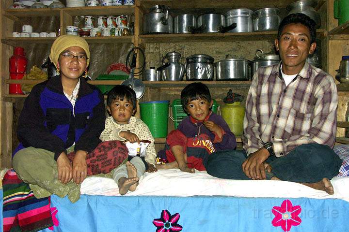 as_np_langtang_017.JPG - Zu Besuch bei einer Familie in Thulu Shabru in Nepal
