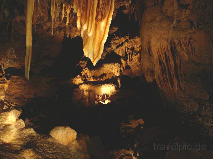 au_au_002.jpg - Die Jenolan Caves im Temple of Baal