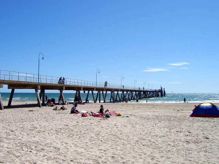 au_au_007.jpg - Der Strand von Glenelg bei Adelaide