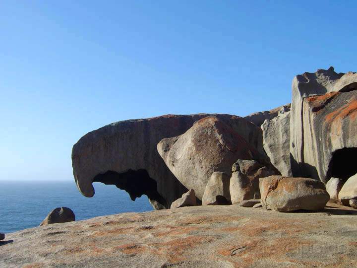 au_au_015.jpg - Markante Gesteinsformation an den Remarkable Rocks von Kangaroo Island