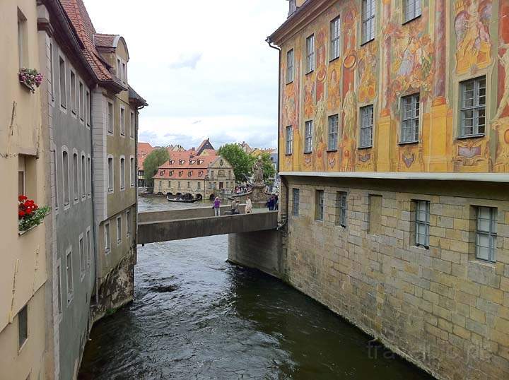 eu_de_bamberg_003.jpg - Blick auf die untere Brücke über die Regnitz in der historischen Altstadt von Bamberg