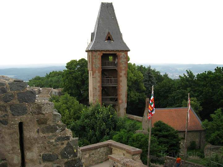 eu_de_frankenstein_006.jpg - Blick von der Burg Frankenstein zum Torturm