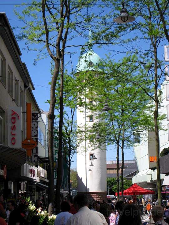 eu_de_darmstadt_011.jpg - Der Weiße Turm ist ein Wahrzeichen der Stadt Darmstadt