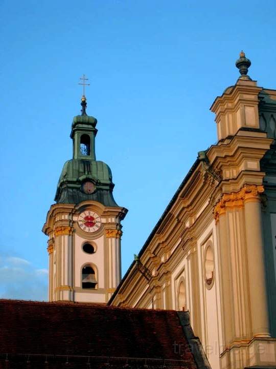 eu_de_fuerstenfeldbruck_016.jpg - Turm der barocken Klosterkirche St. Maria