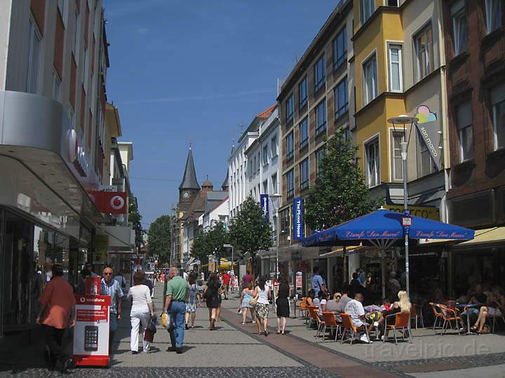eu_de_kaiserslautern_006.jpg - Die Fußgängerzone vom Kaiserslautern in der Pfalz