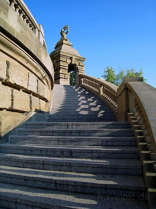 eu_de_mannheim_009.jpg - Eine Treppen vom Wasserturm Mannheim - dem Wahrzeichen der Stadt