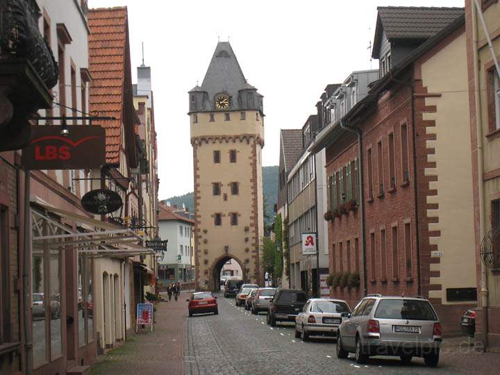 eu_de_miltenberg_006.jpg - Der Würzburger Turm in Miltenberg diente einst als Stadtbegrenzung