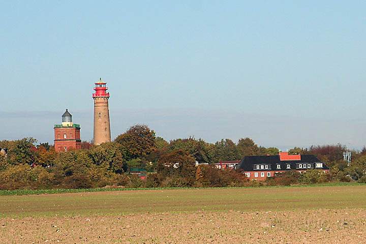 eu_de_ruegen_021.jpg - Der alte und neue Leuchtturm am Kap Arkona, dem Nordkap der Insel Rügen