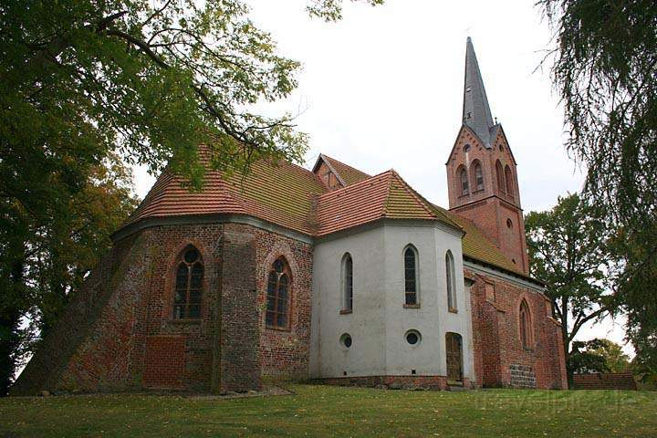eu_de_usedom_037.jpg - Die Kirche in Krummin auf der Insel Usedom