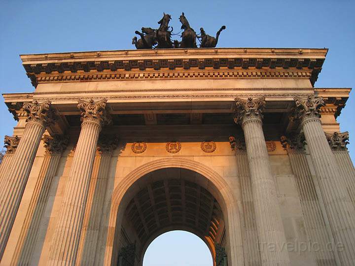 eu_gb_london_028.jpg - Der Wellington Arch in der Nhe von Hyde Park Corner in London