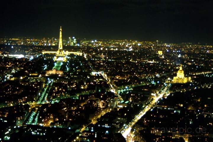 eu_fr_paris_006.JPG - Blick auf Paris mit dem Eiffelturm vom Montparnasse Gebäude in Paris, Frankreich