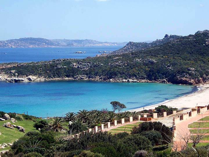 eu_it_sardinien_021.jpg - Blick auf den Strand Marmorata auf Sardinien