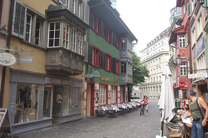 eu_ch_zuerich_023.jpg - Die bekannte Augustinergasse in Zürich