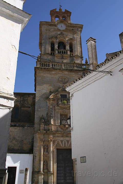 eu_es_arcos_003.jpg - Die Kirche Iglesia Parroquial de San Pedro Apóstol in Arcos de la Frontera