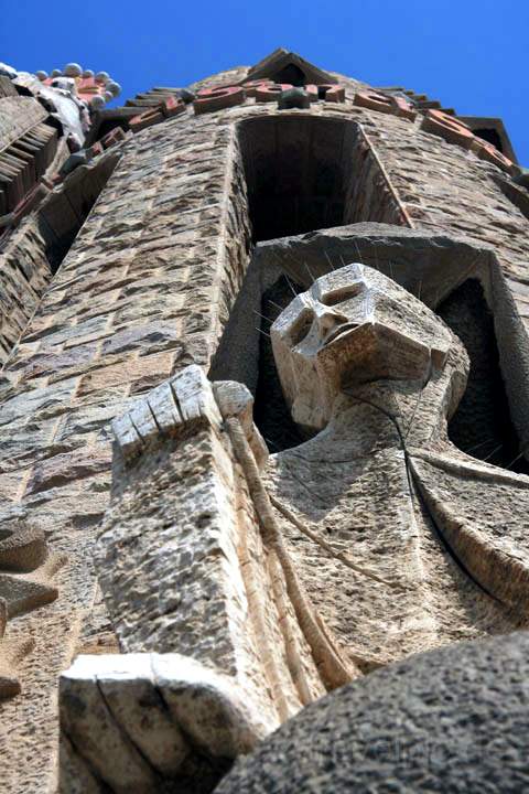 eu_es_barcelona_030.jpg - Ein Jünger Jesus gesehen vom Balkon am Glockenturm der Sagrada Familia
