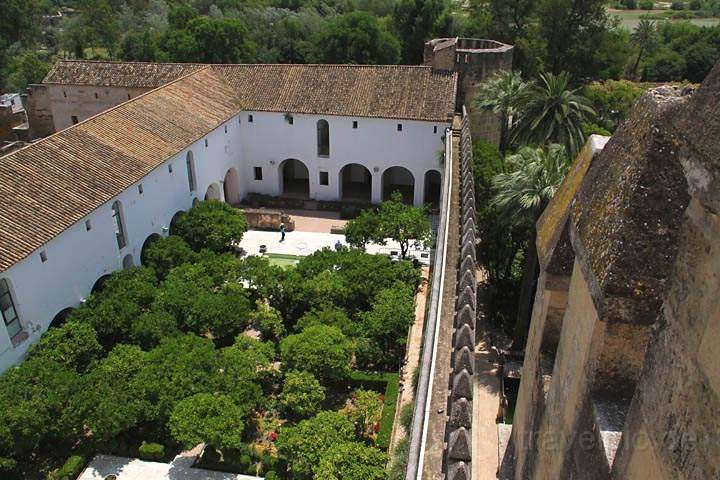 eu_es_cordoba_023.jpg - Aussicht vom Turm des Innenhofes in der Festung Alcázar
