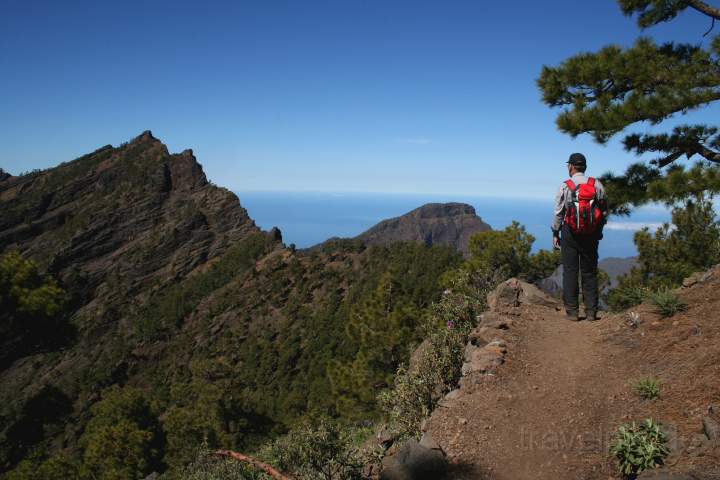 eu_es_la_palma_021.JPG - Wandern auf der Königsroute entlang der Caldera bis zur Cumbre Nueva auf La Palma