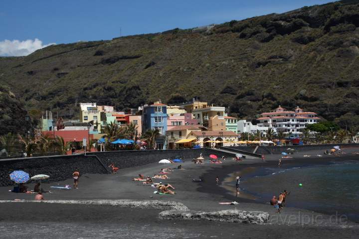 eu_es_la_palma_025.JPG - Der beliebte Strand von Puerto de Tazacorte auf La Palma