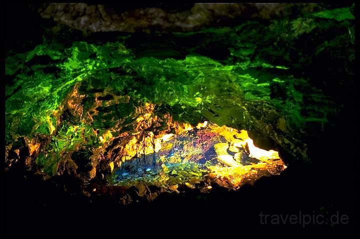 eu_es_lanzarote_003.JPG - Die Grotte der Jameos del Agua auf Lanzarote, Kanaren