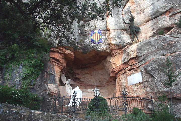 eu_es_montserrat_012.jpg - Die Himmelfahrt Jesu dargestellt auf dem Kreuzweg am Montserrat