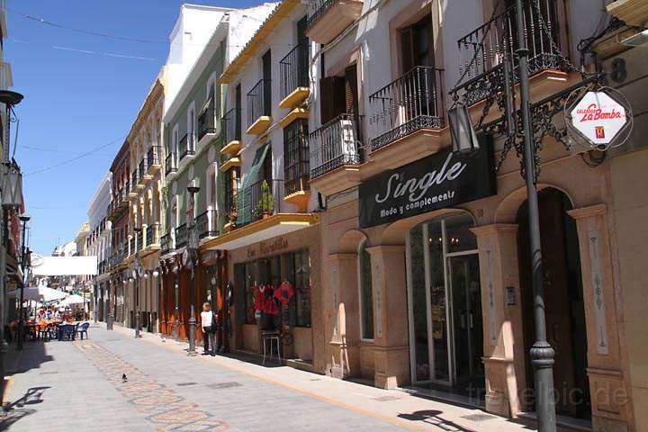 eu_es_ronda_011.jpg - Die Fußgängerzone in der Altstadt von Ronda