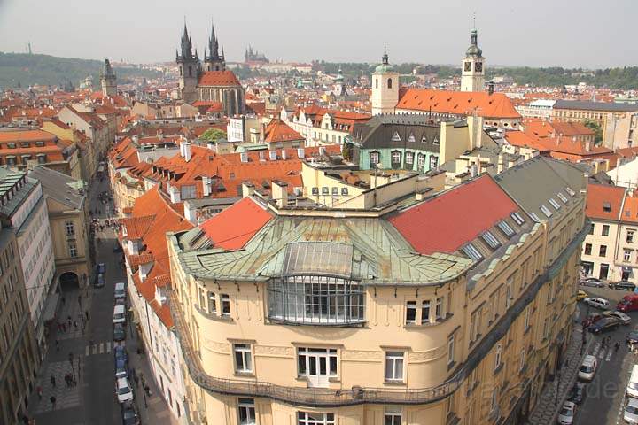 eu_cz_prag_045.jpg - Aussicht vom Pulverturm auf die Altstadt von Prag