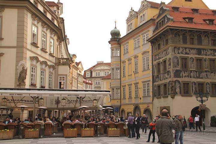 eu_cz_prag_063.jpg - Gebäude am Altstädter Ring in der Altstadt von Prag