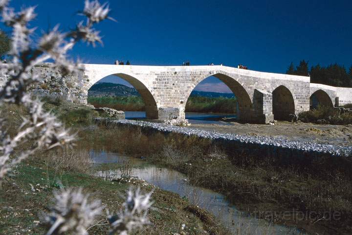 eu_tuerkei_001.JPG - Eine alte selcukische Brücke bei Aspendos, türkische Riviera