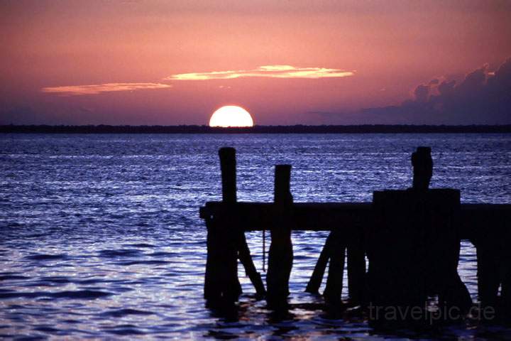 ma_mexiko_003.JPG - Ein Sonnenuntergang auf der Isla de Mujeres bei Cancun, Mexiko