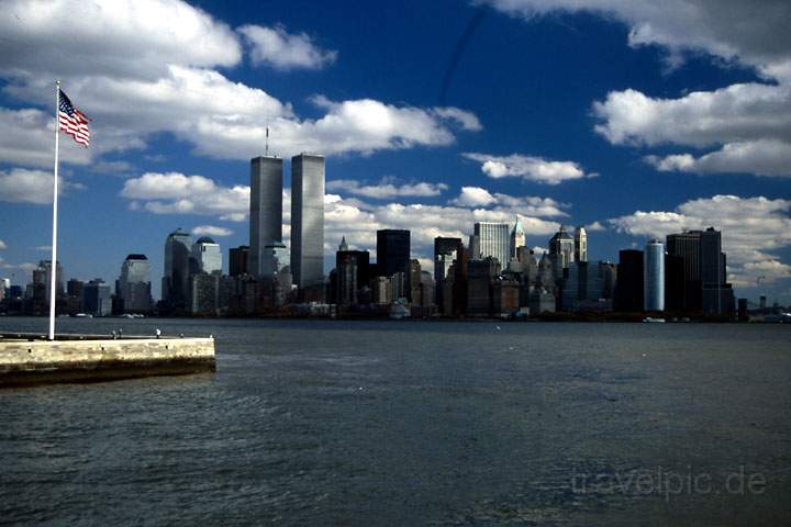 na_us_new_york_009.JPG - Blick au Süd Manhattran vom Boot bei Ellis Island aus, New York