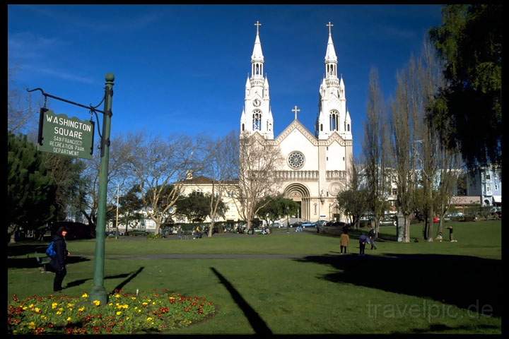 na_us_san_francisco_015.JPG - Die Kirche am Washington Square in San Francisco, USA