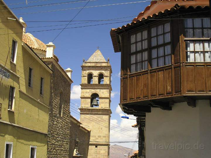 sa_bo_potosi_010.jpg - Architekturgegensätze in Potosí