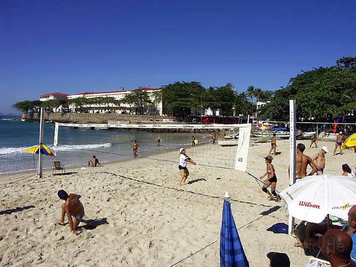 sa_br_rio_045.JPG - Beach-Volleyball an der Copacabana in Rio de Janeiro, Brasilien