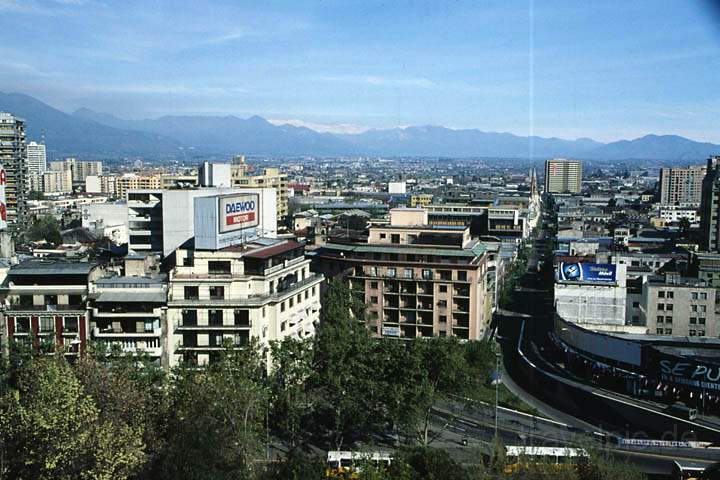 sa_cl_santiago_de_chile_010.jpg - Ausblick auf die Innenstadt von Santiago de Chile