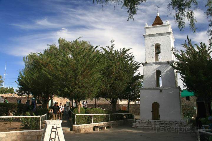 sa_cl_tocanao_007.jpg - Dorfkirche von Tocanao in der Umgebung der Salar de Atacama