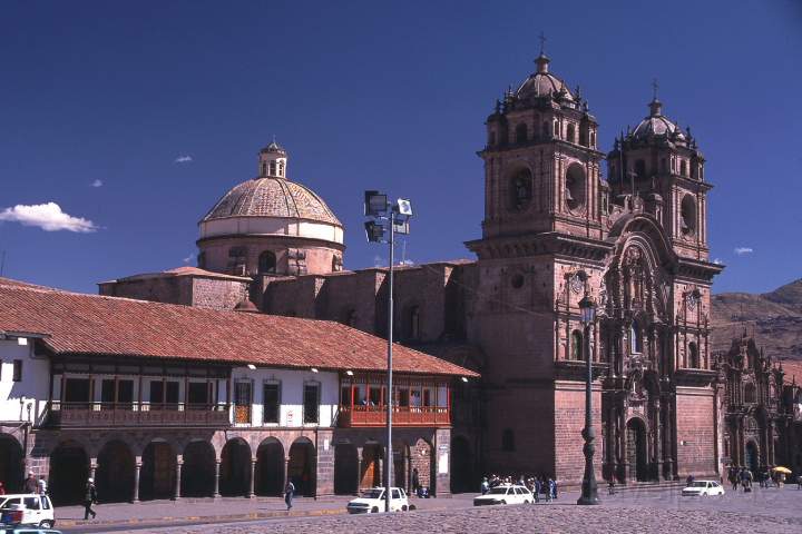 sa_peru_012.JPG - Die Kathedrale von Cusco, der einstigen Haputstadt der Inka in Peru